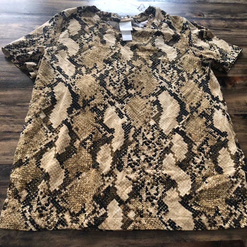 H&M Snake Print Fitted T-Shirt Size XS worn once